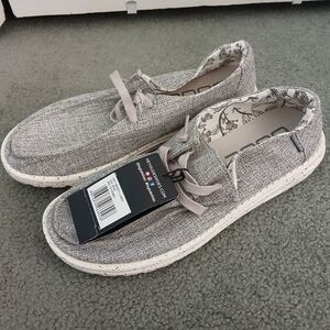 Hey Dude Wendy Linen Grey